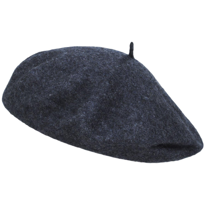 Classic Wool Beret in Charcoal | Aluvema